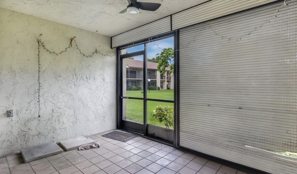 2355 Sw 15th - Photo 11