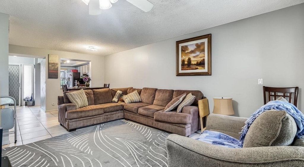 2355 Sw 15th - Photo 12