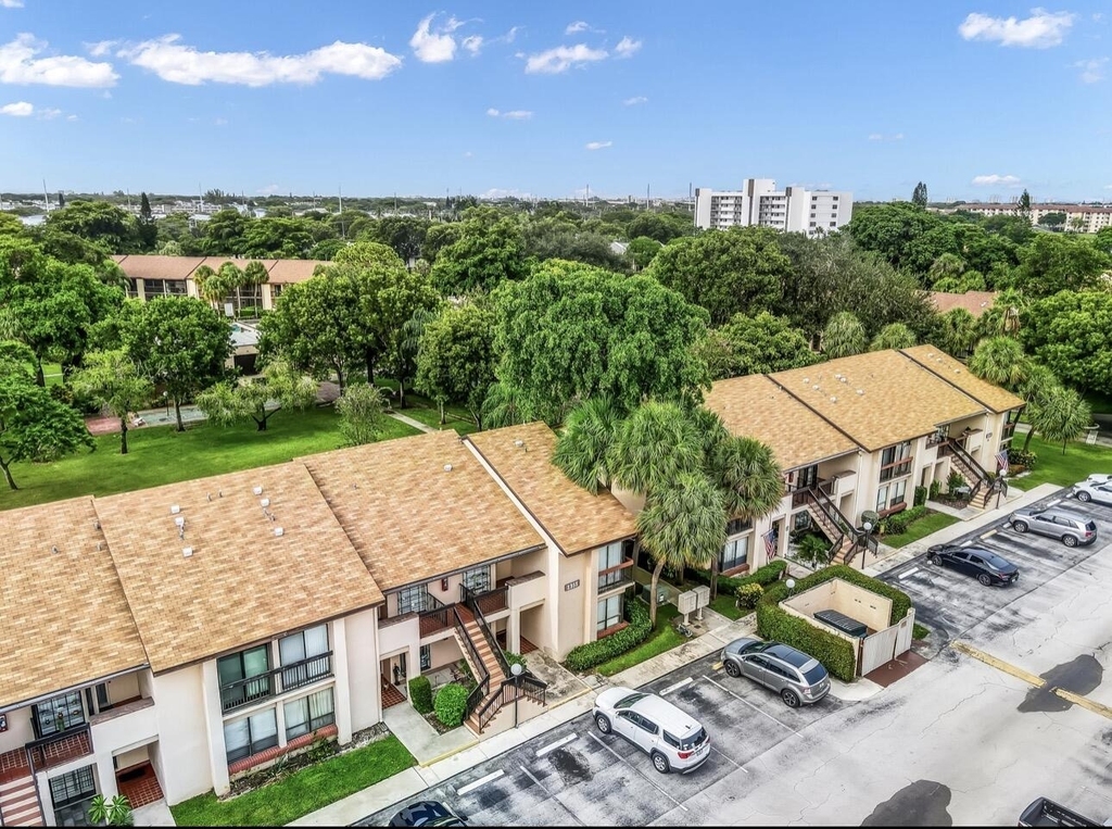 2355 Sw 15th - Photo 2