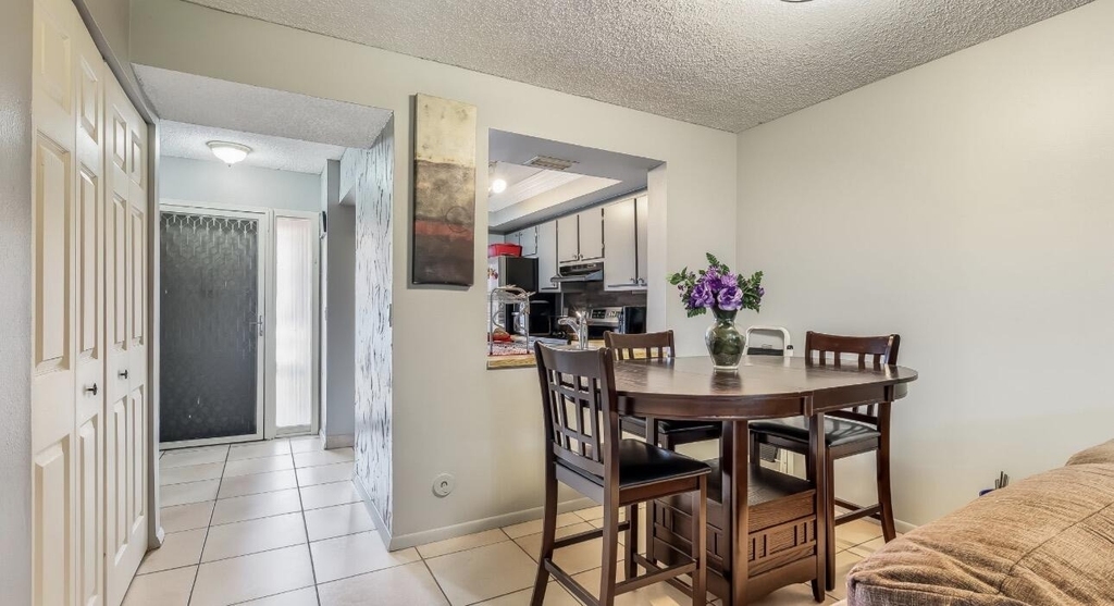 2355 Sw 15th - Photo 13