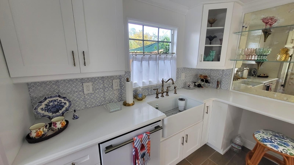 515 52nd Street - Photo 7