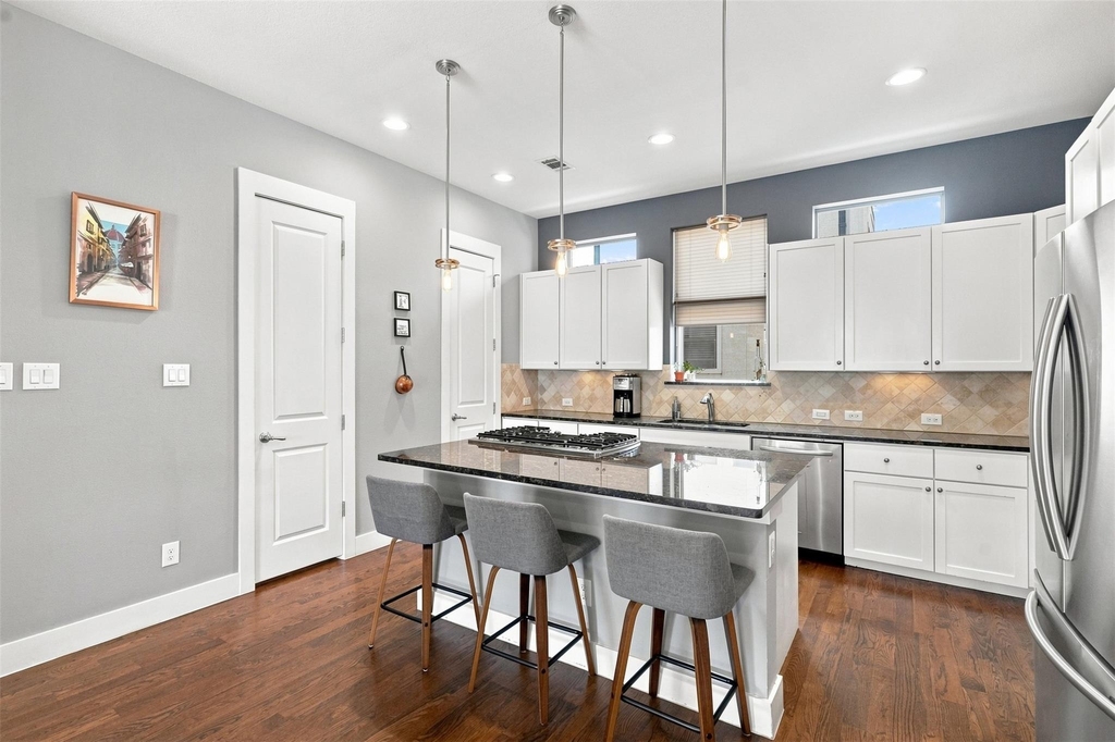 1114 S Adams Street - Photo 11