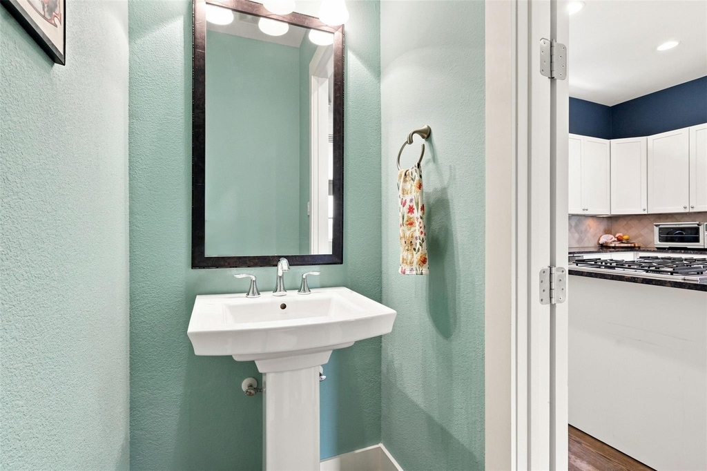 1114 S Adams Street - Photo 20