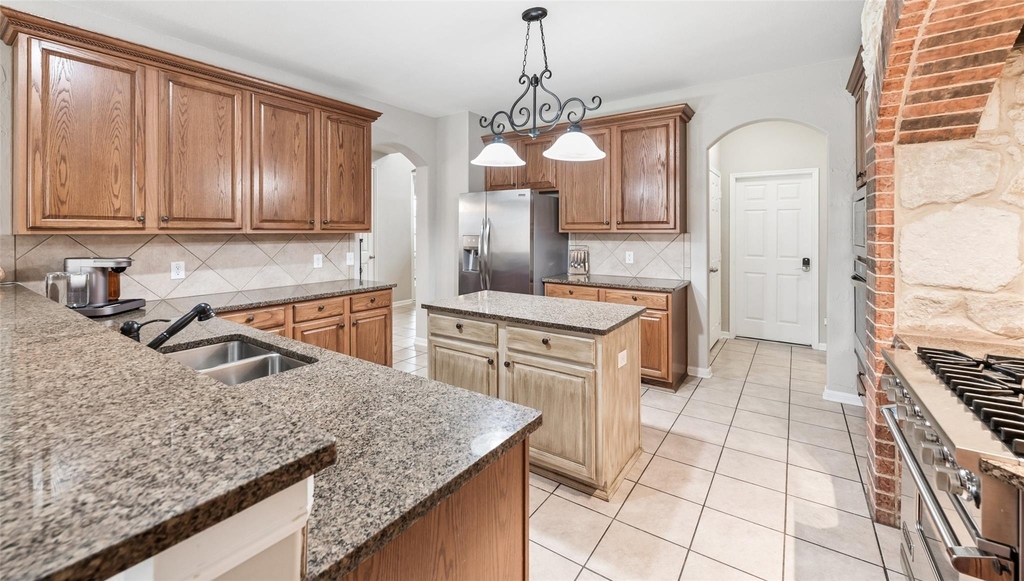 1301 Bramble Lane - Photo 7