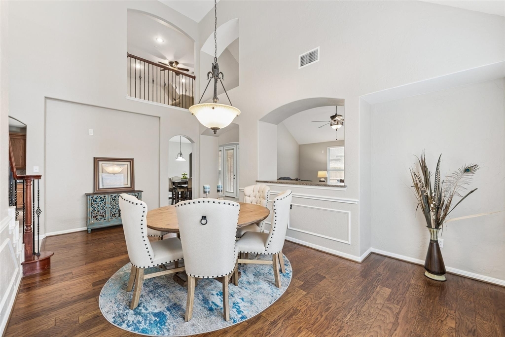 1301 Bramble Lane - Photo 4