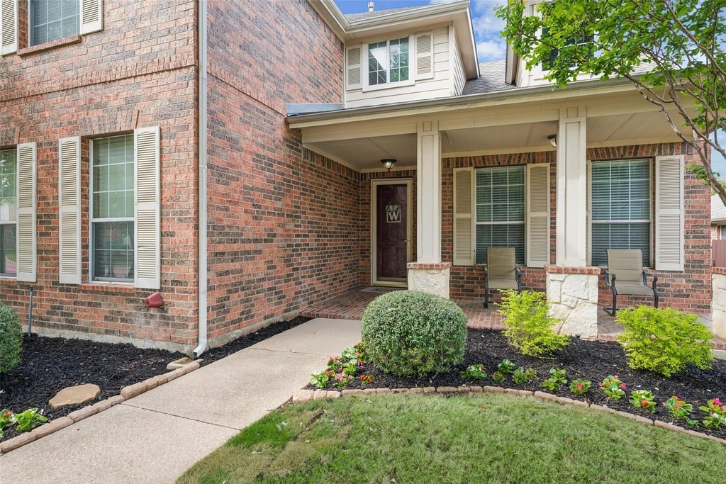 1301 Bramble Lane - Photo 0