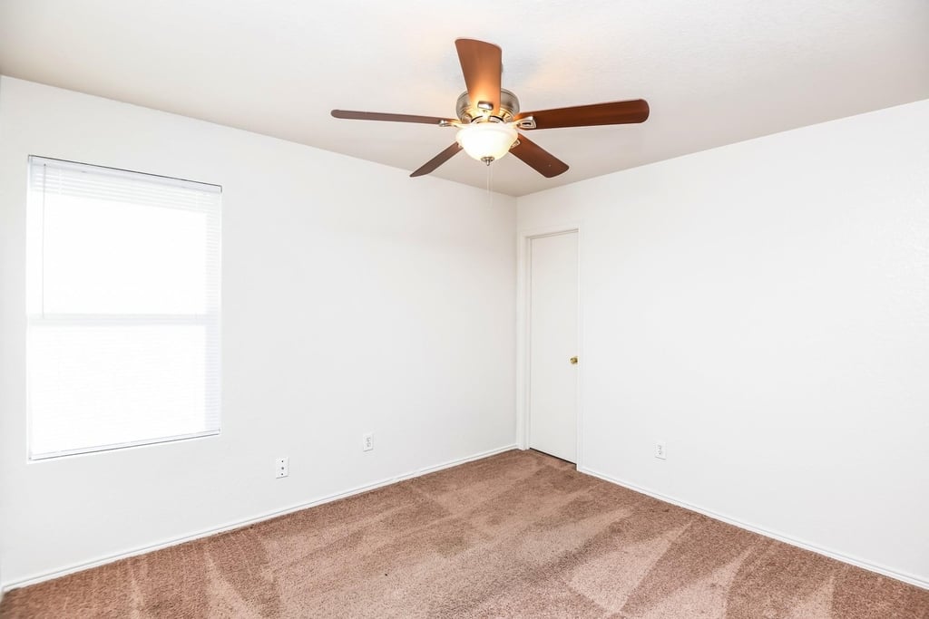 6624 Meadow Way Lane - Photo 10