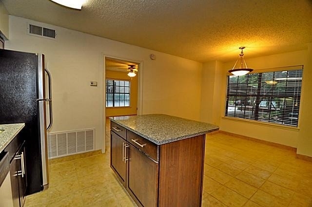 6910 Skillman Street - Photo 4