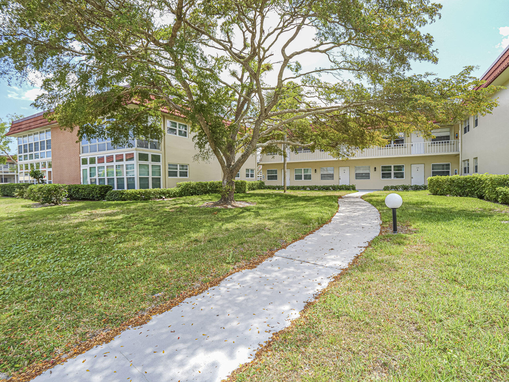 41 Woodland Drive - Photo 1