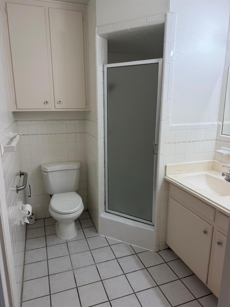 832 Overhill Drive - Photo 9