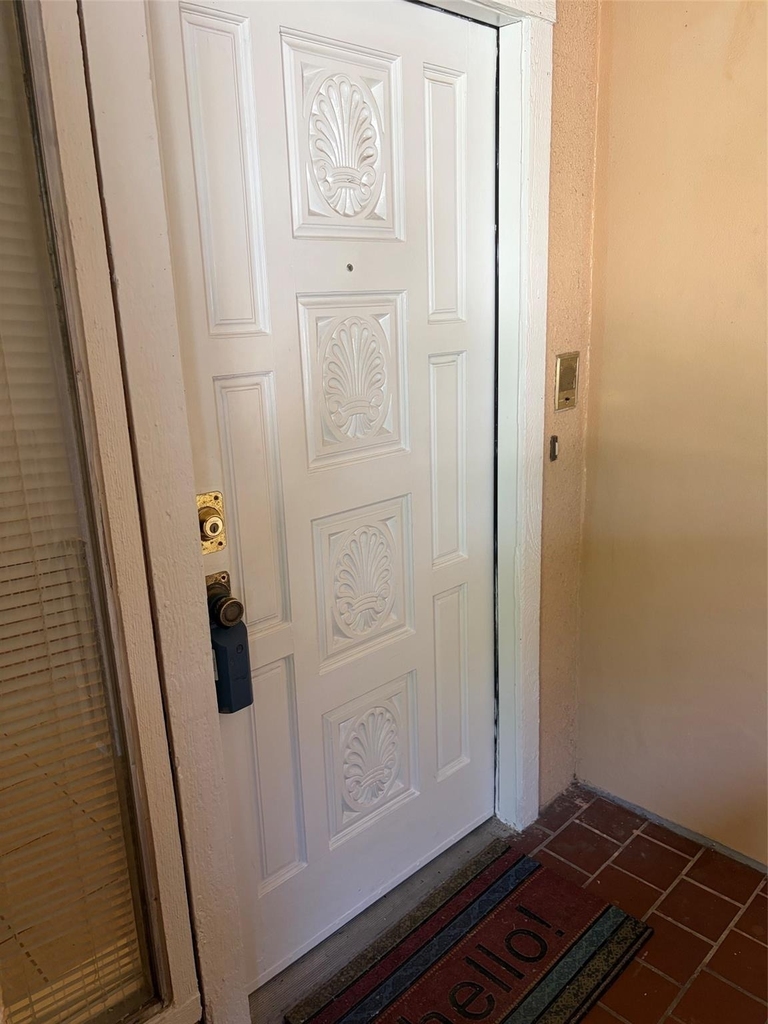 2126 Fleur De Lis Court - Photo 6