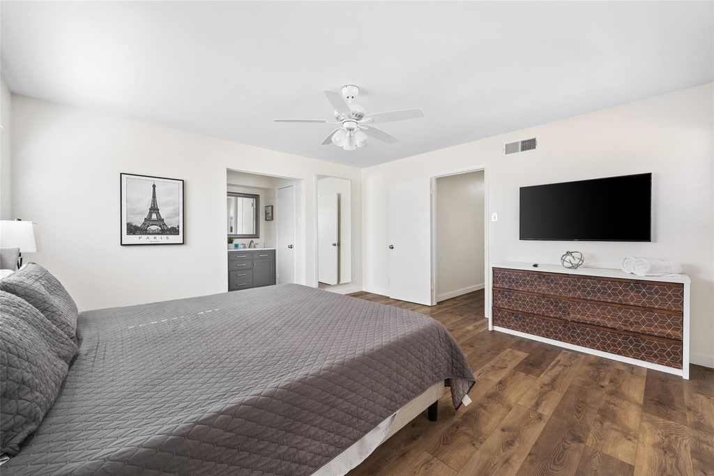 3170 Golfing Green Drive - Photo 17