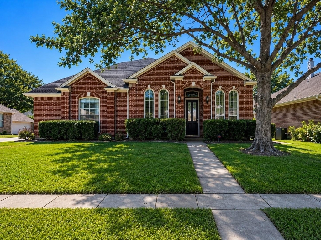 212 Longview Court - Photo 0