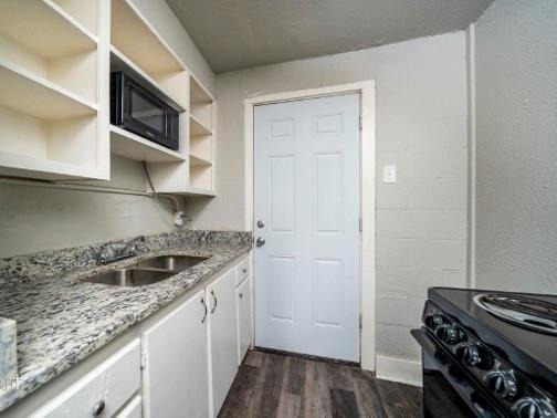 526 E North 7th Street - Photo 1
