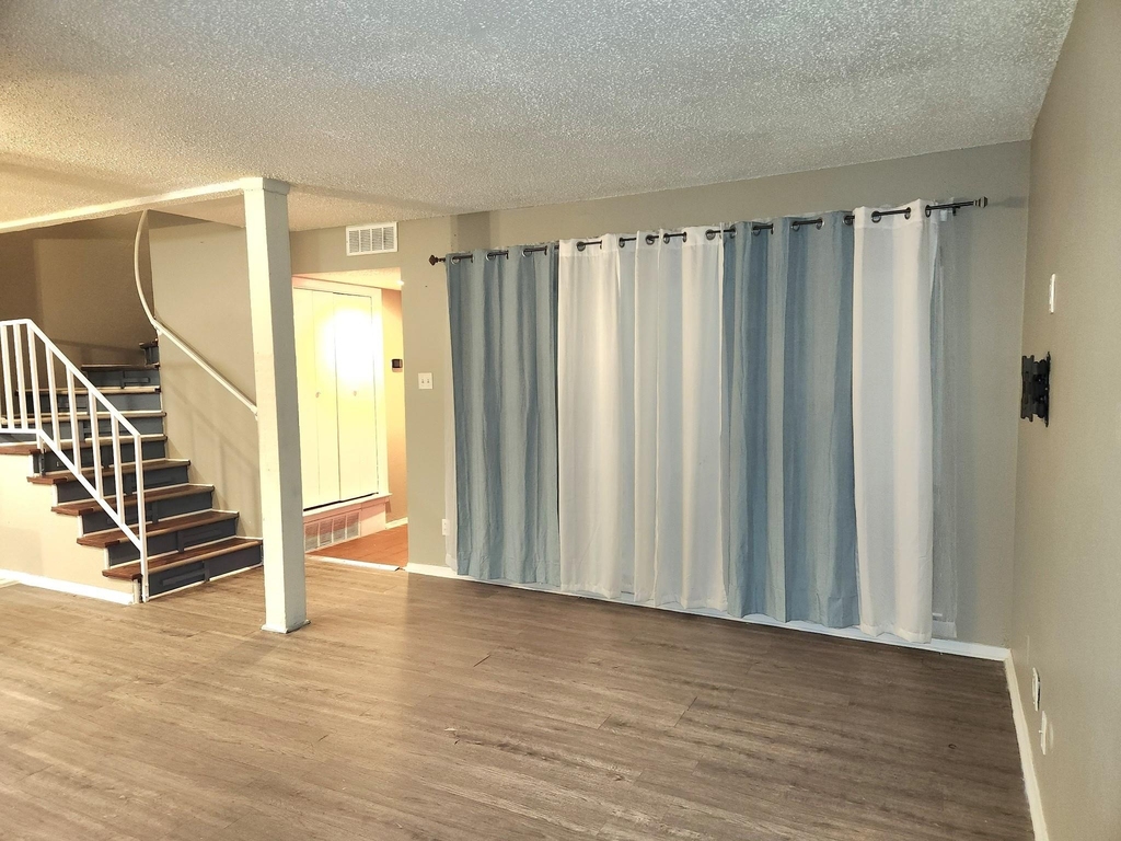 5604 Boca Raton Boulevard - Photo 1