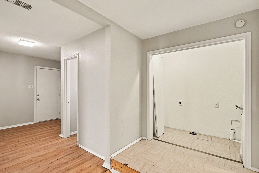 3720 Stanley Avenue - Photo 12