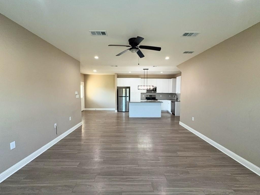 1001 Debby Court - Photo 1