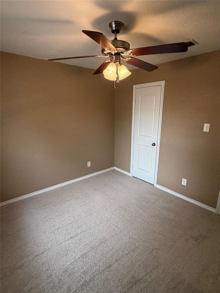 6605 Kitty Drive - Photo 6