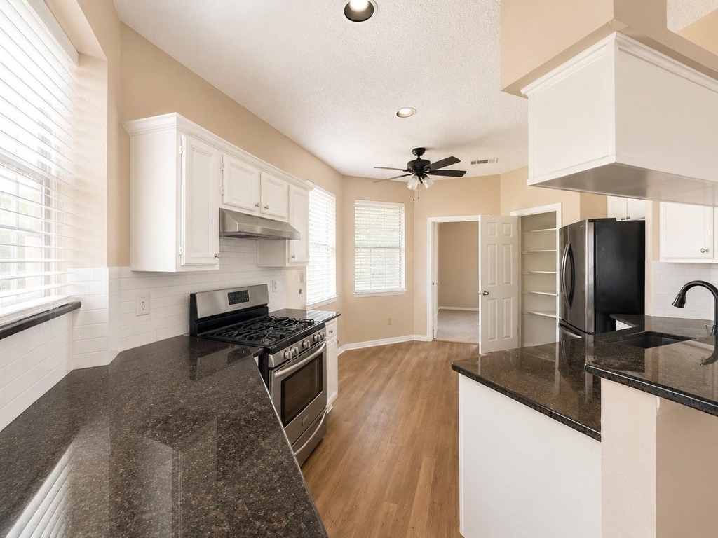 2815 Baze Road - Photo 7