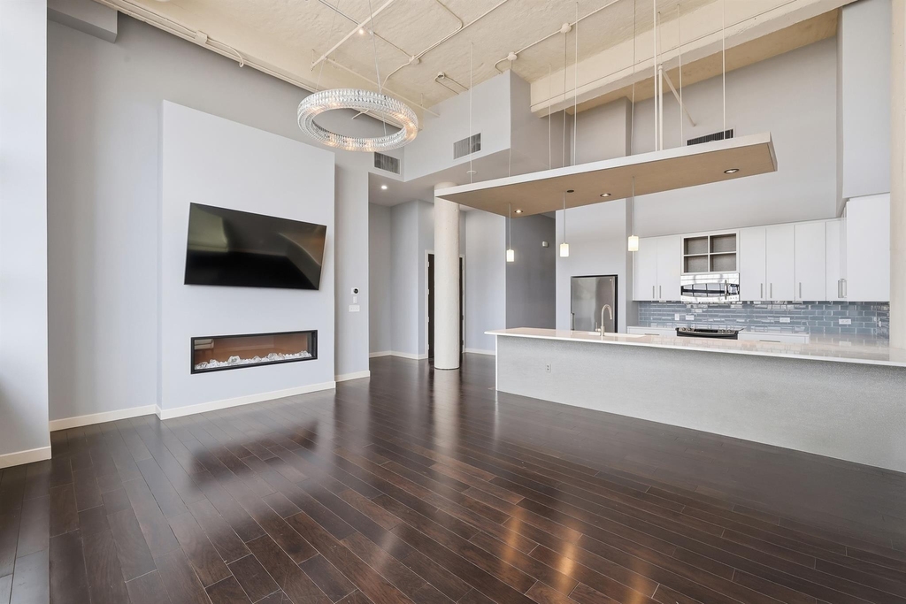 2600 W 7th Street - Photo 21