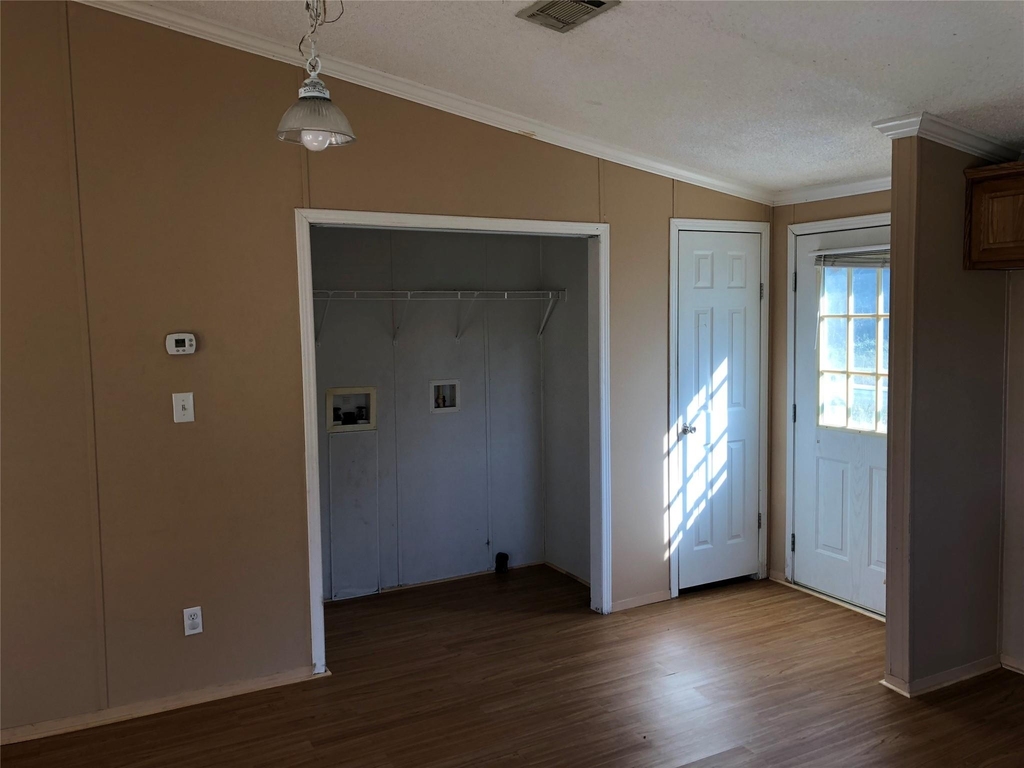 118 Windy Creek Court - Photo 4