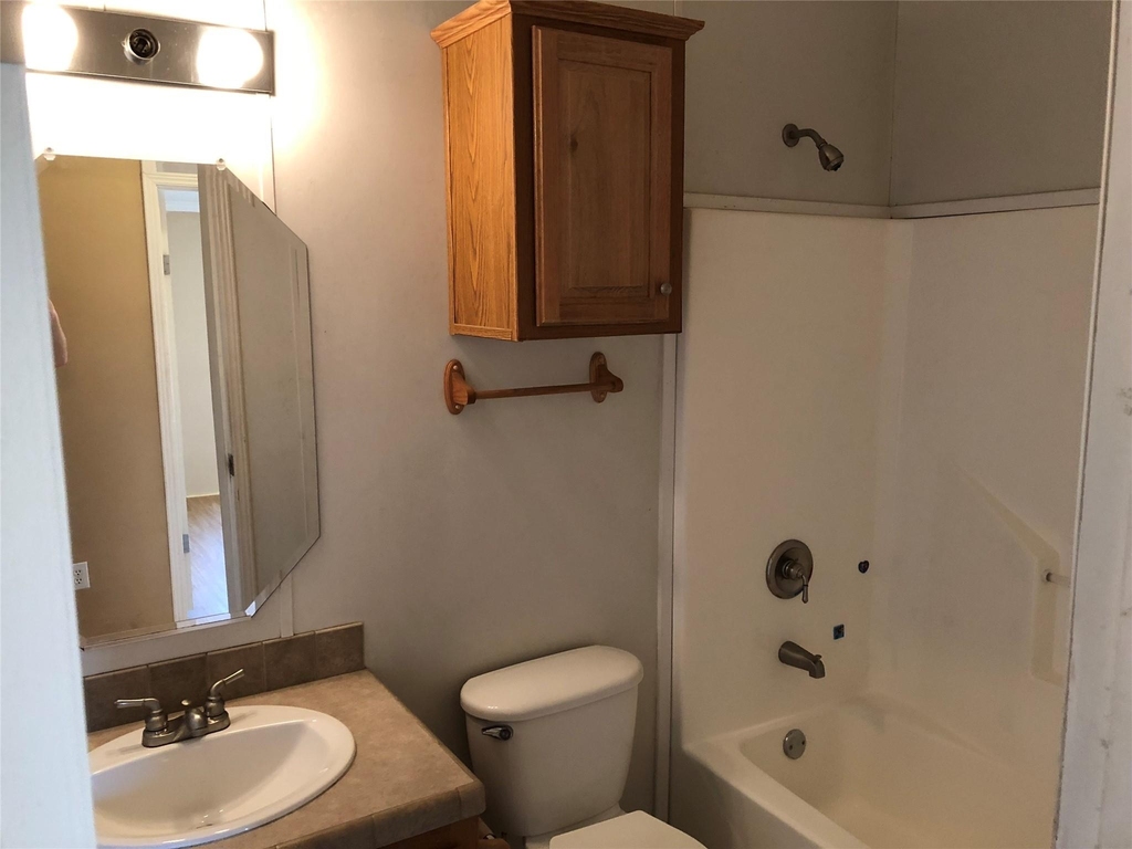 118 Windy Creek Court - Photo 11