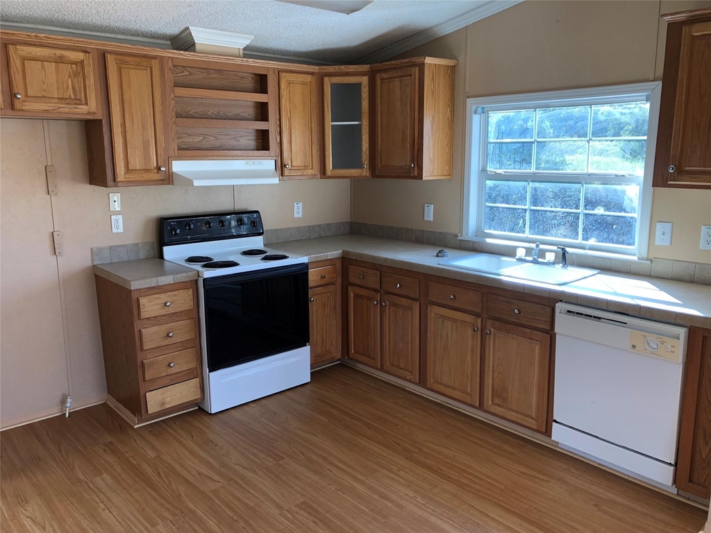 118 Windy Creek Court - Photo 3