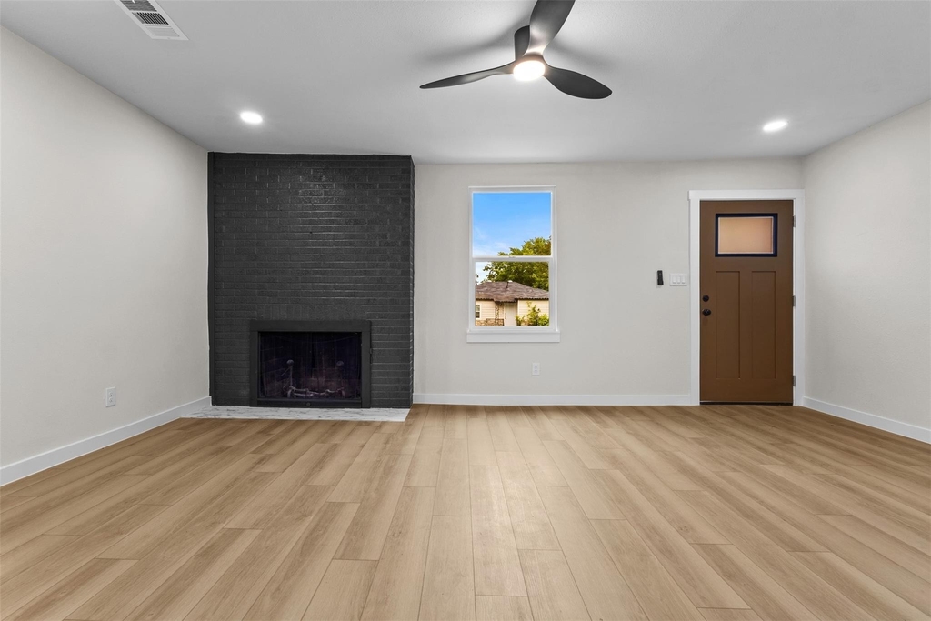 3216 Sharon Street - Photo 1
