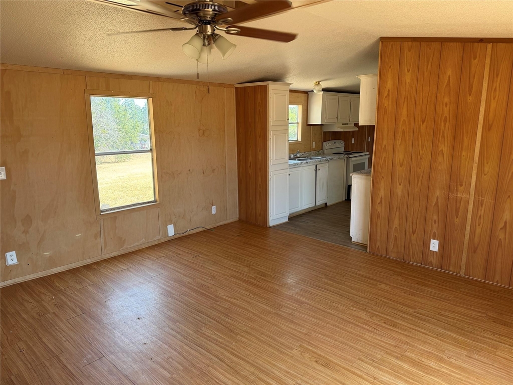 128 Rommel Court - Photo 11