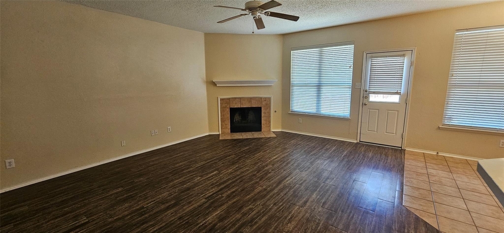 2820 Deer Ridge Drive - Photo 2