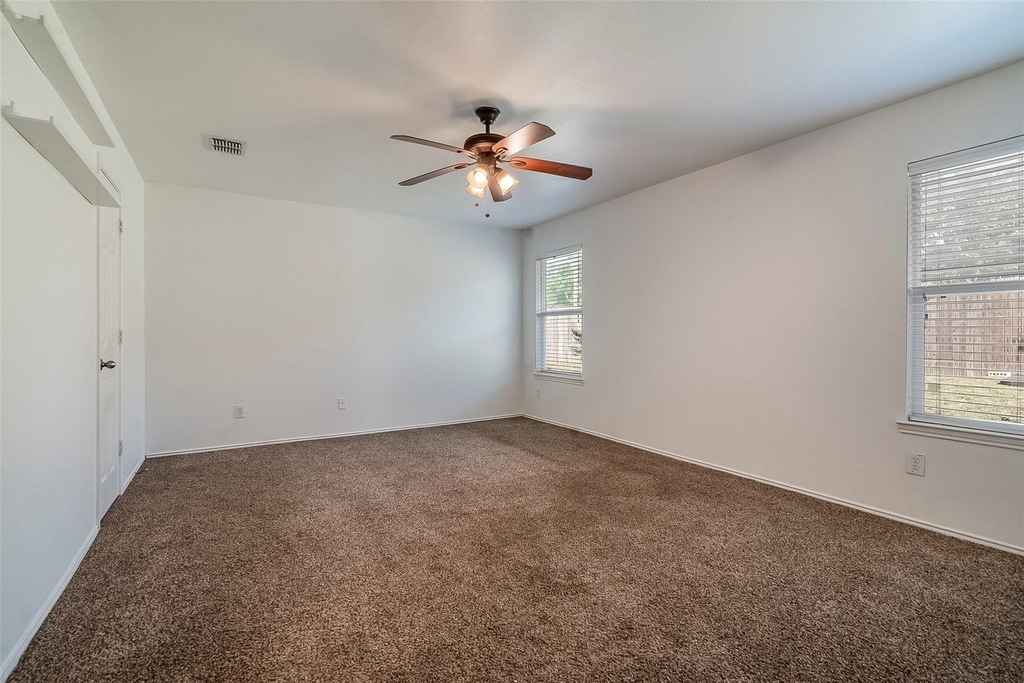 2901 Saddle Drive - Photo 15