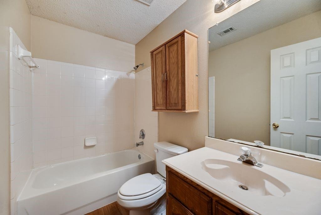 1557 Aberdeen Drive - Photo 15