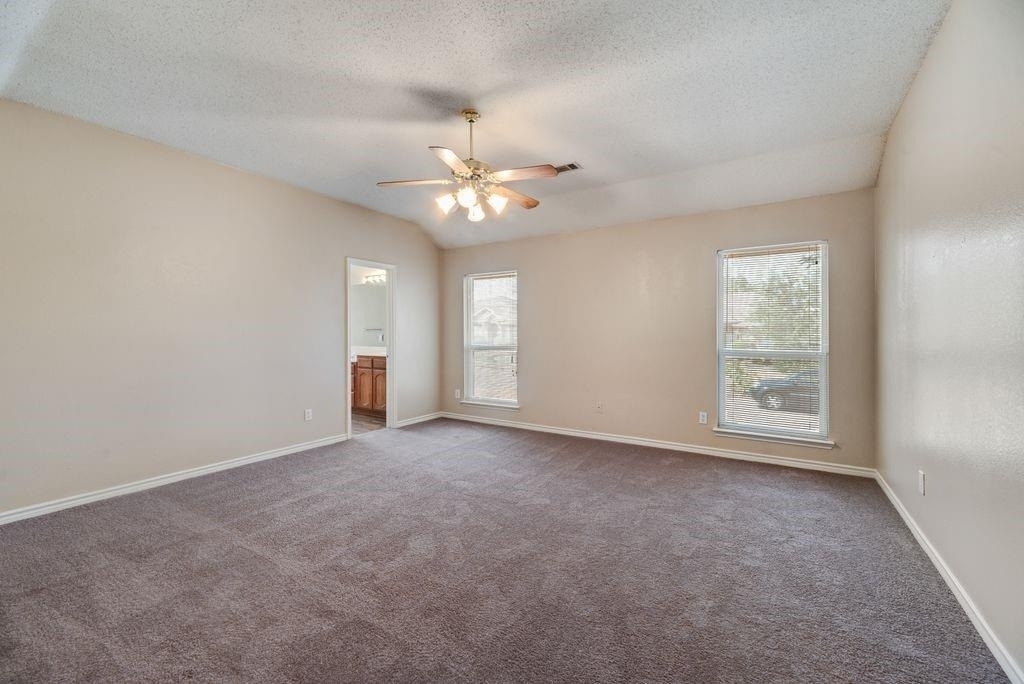 1557 Aberdeen Drive - Photo 11