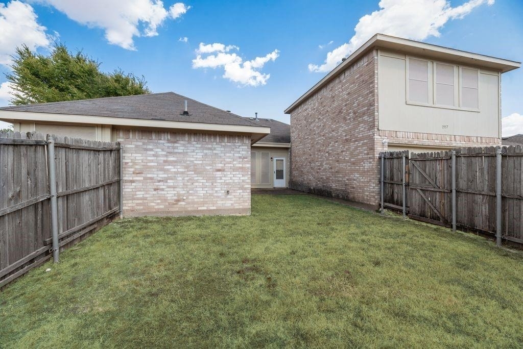 1557 Aberdeen Drive - Photo 20