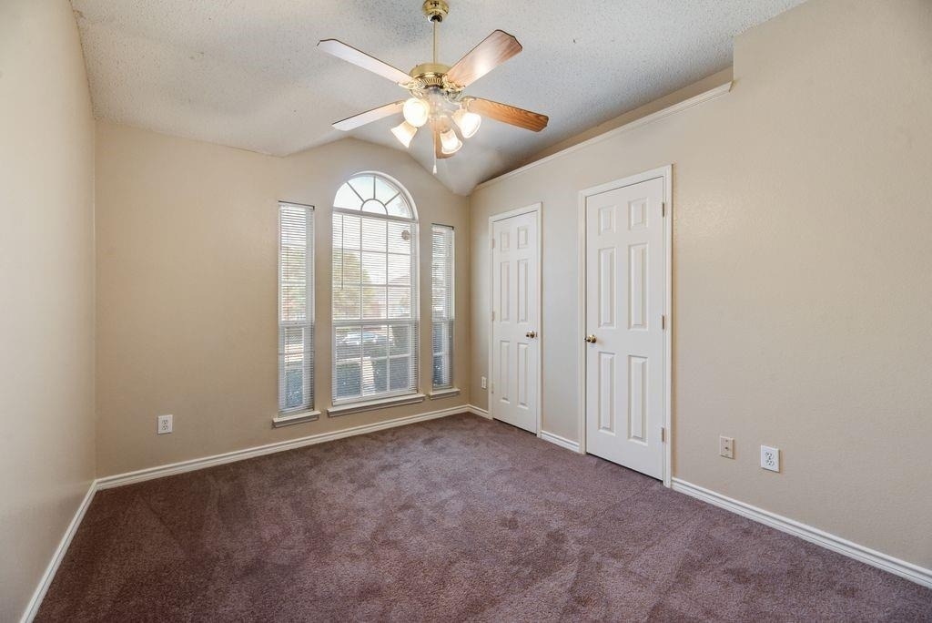 1557 Aberdeen Drive - Photo 14