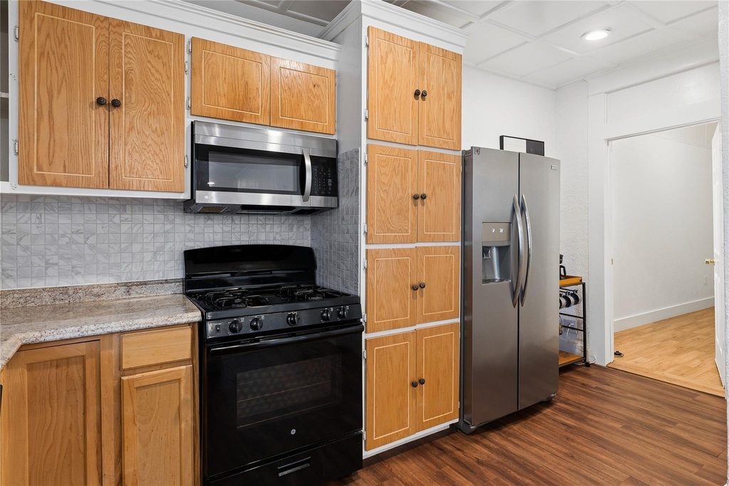 4112 Congress Avenue - Photo 17