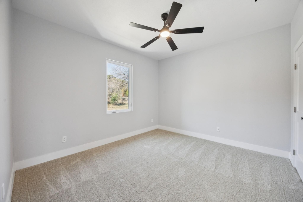 2415 Valley View Drive - Photo 16