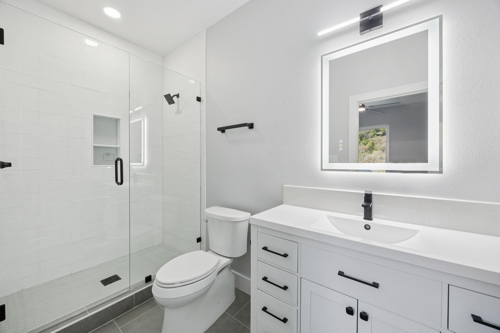 2415 Valley View Drive - Photo 19