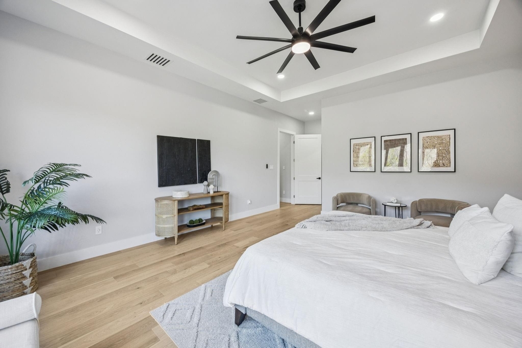 2415 Valley View Drive - Photo 9