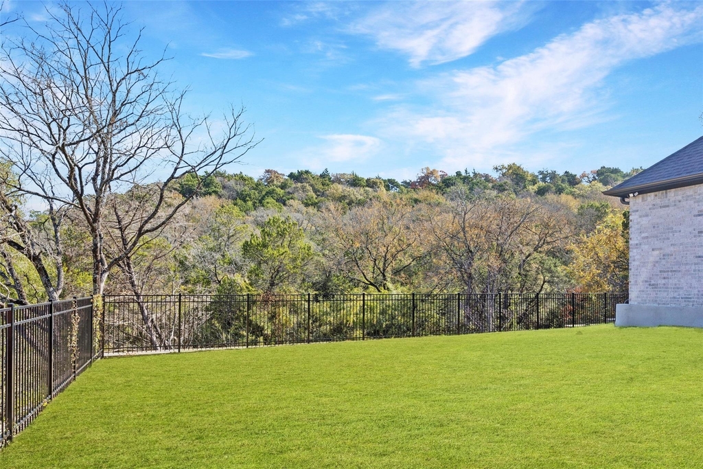 2415 Valley View Drive - Photo 25