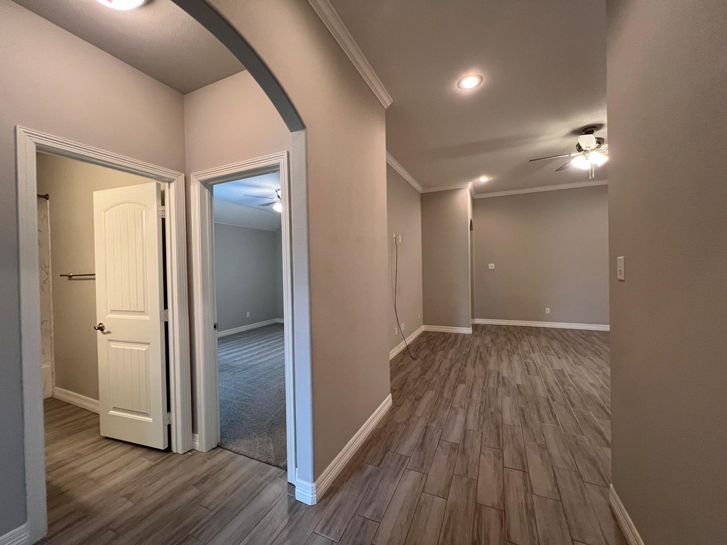 149 Frank Street - Photo 2