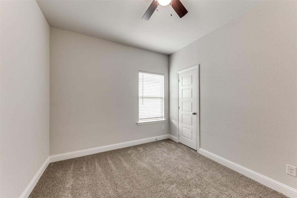 4592 Refugio Drive - Photo 28
