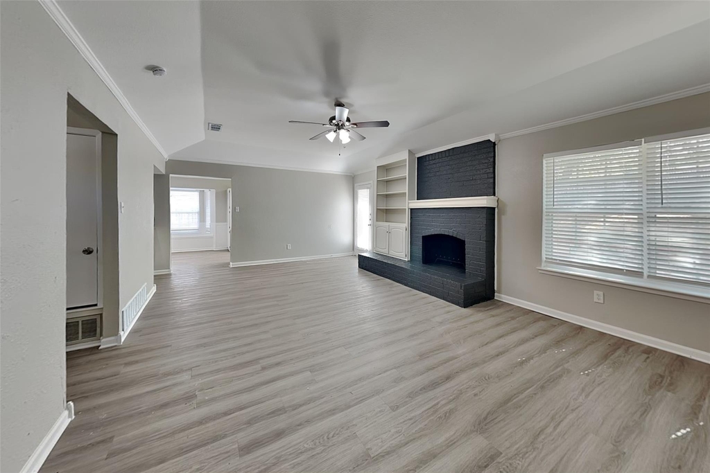 2424 Meadow Creek - Photo 3