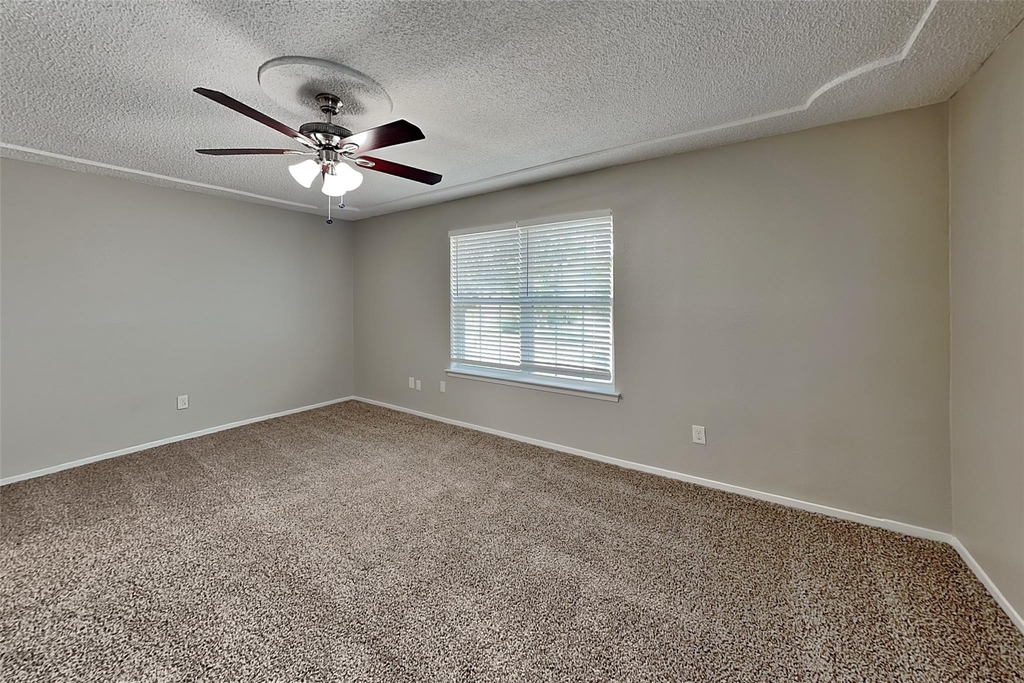 2424 Meadow Creek - Photo 7