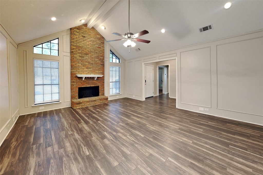 3252 Sugarbush Drive - Photo 1