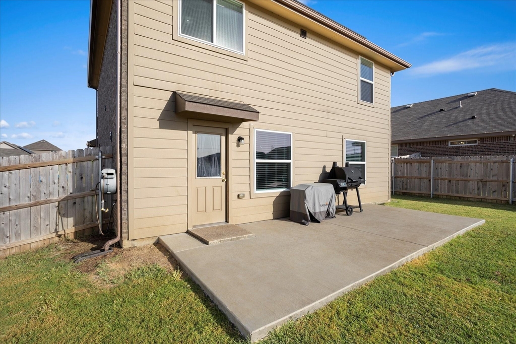 1604 Blue Jay Drive - Photo 32