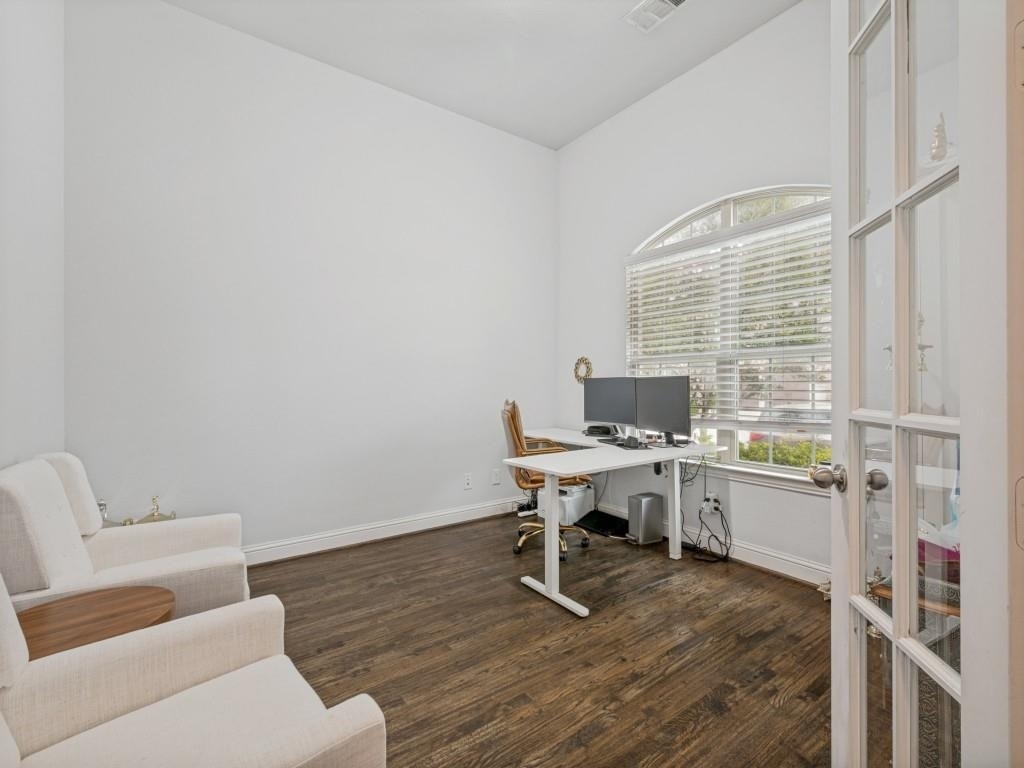 5112 Engleswood Trail - Photo 2