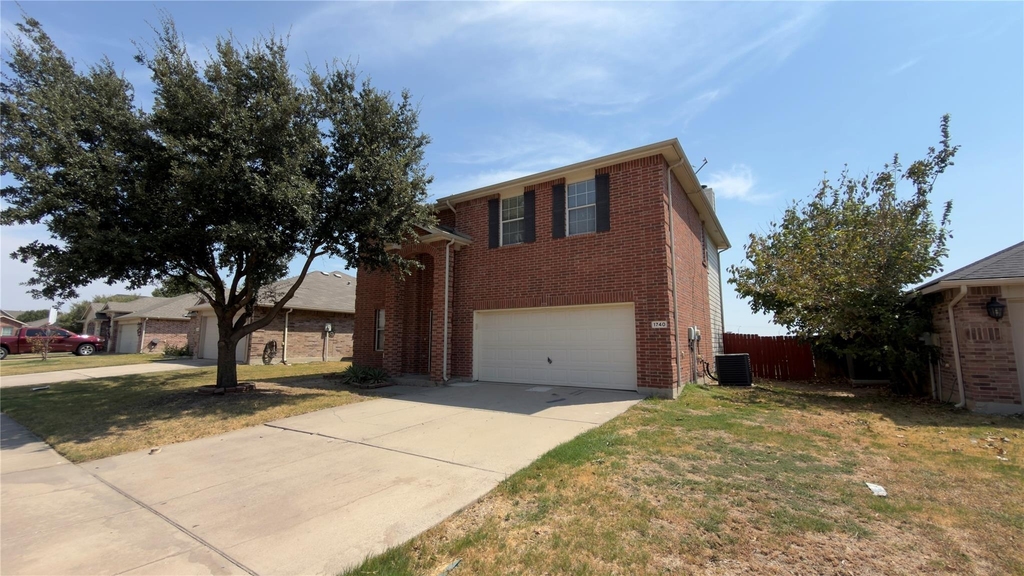 1740 Quail Springs Circle - Photo 2