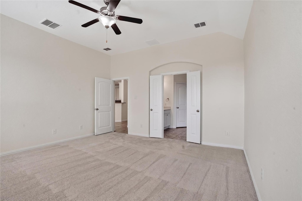 913 Avian Drive - Photo 10