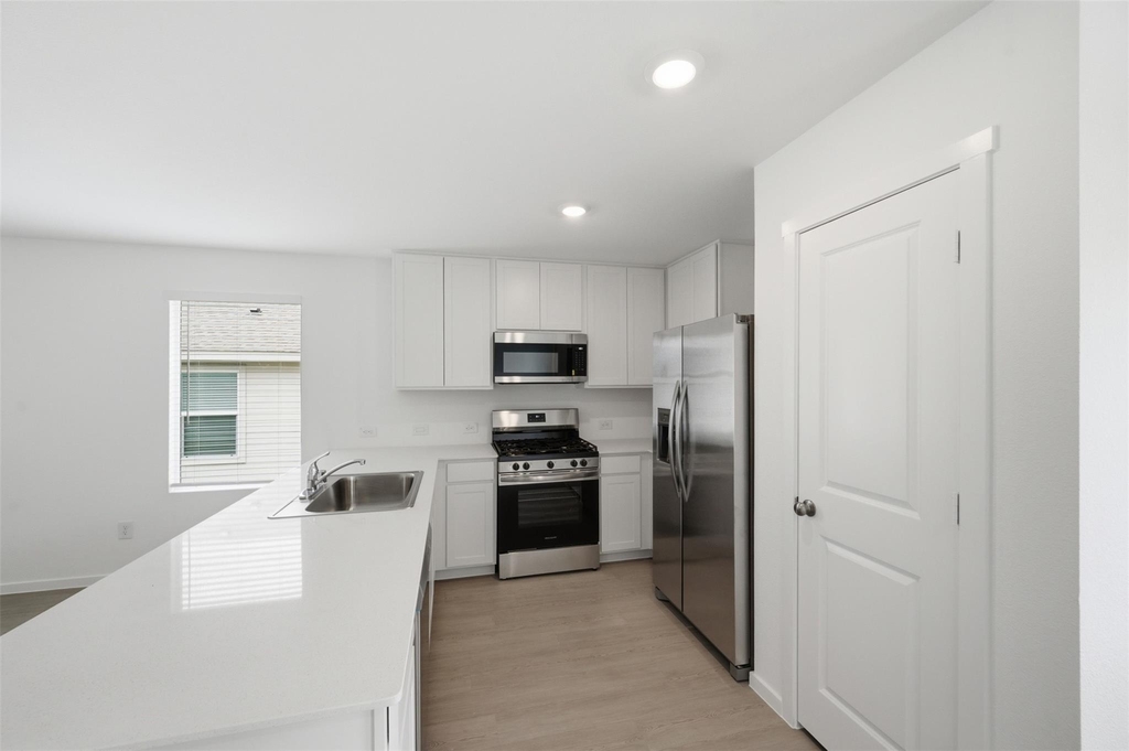10744 Gun Barrel Street - Photo 8
